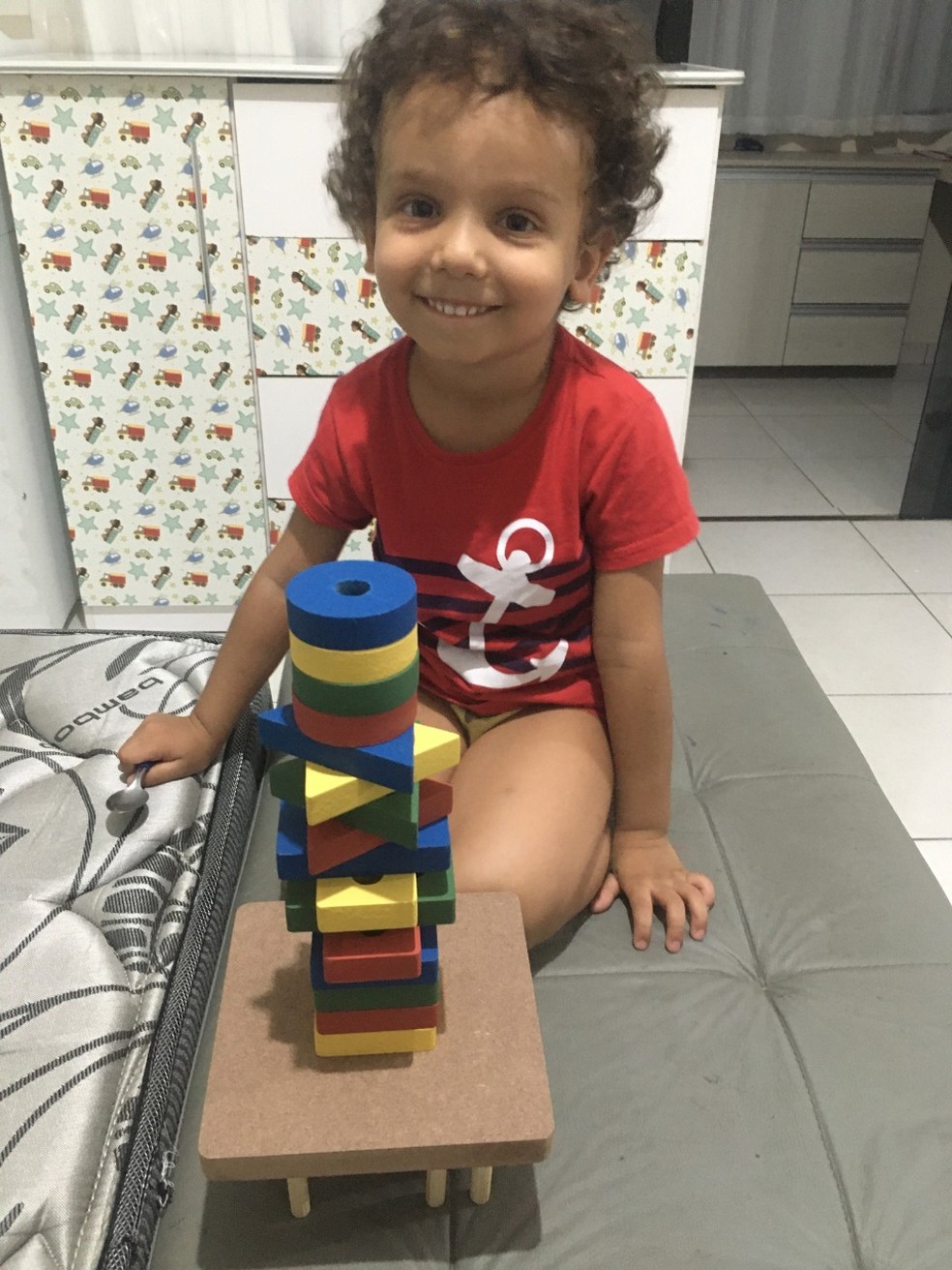 Gabriel está na fila prioritária para tratamento com medicamento desenvolvido pela USP — Foto: Arquivo pessoal
