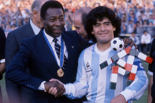 Diego Maradona e Pelé (Foto: Getty Images)
