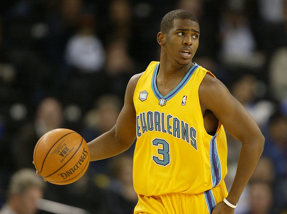 Chris Paul em ação pelo New Orleans Hornets — Foto: Icon SMI/Icon Sport Media via Getty Images