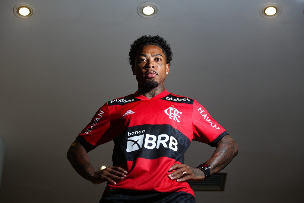 Marinho vestiu o rubro-negro do Flamengo nesta sexta-feira, 28 de janeiro' — Foto: Gilvan de Souza/Flamengo