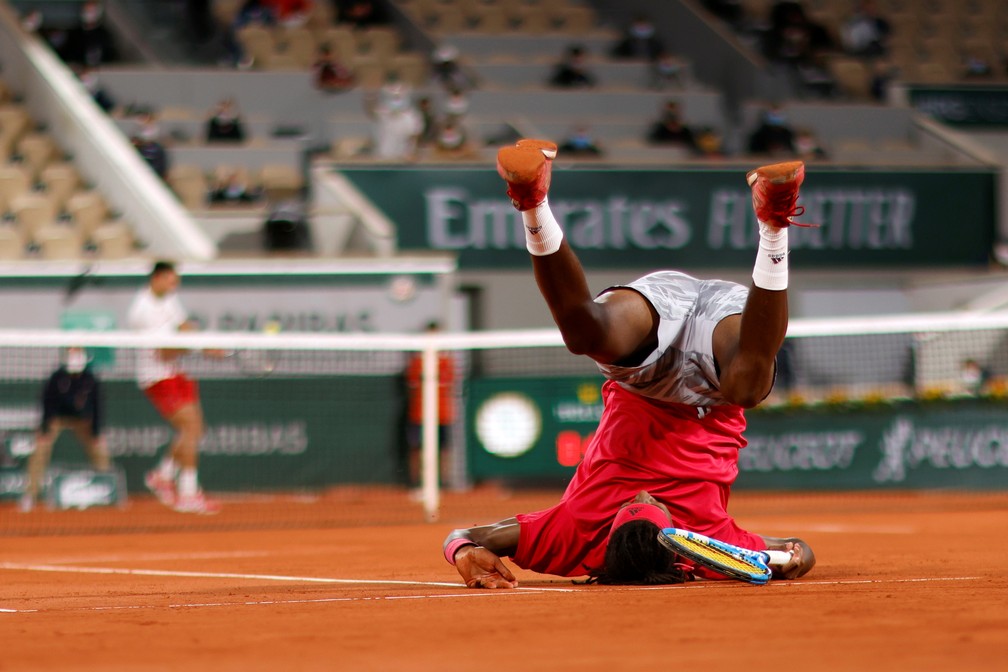 Djokovic vence Ymer em Roland Garros — Foto: REUTERS/Gonzalo Fuentes