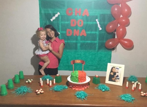 Cha DNA feito por Rafaela Silva (Foto: ReproduÃ§Ã£o Facebook)