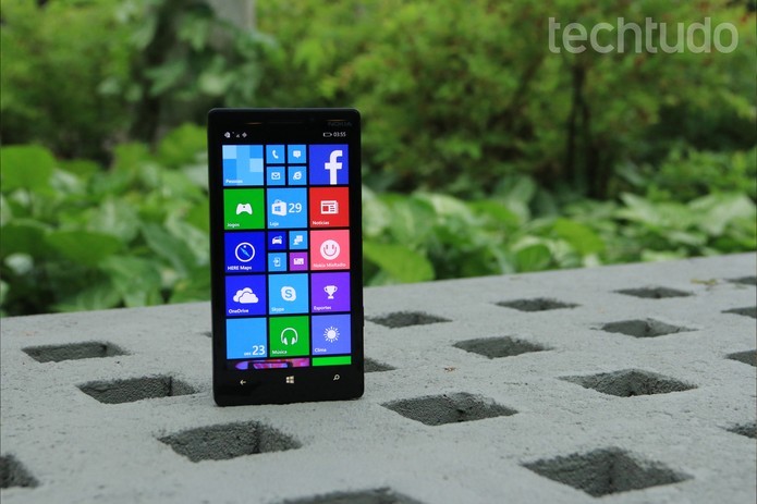 Lumia 930 ainda pode ser uma boa opção para alguns usuários (Foto: Lucas Mendes/TechTudo)