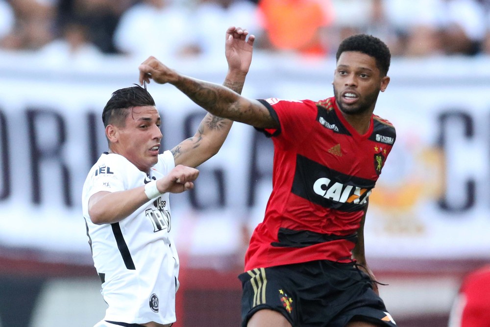 Renato confirma retomada de negociação por André: O Grêmio não está parado