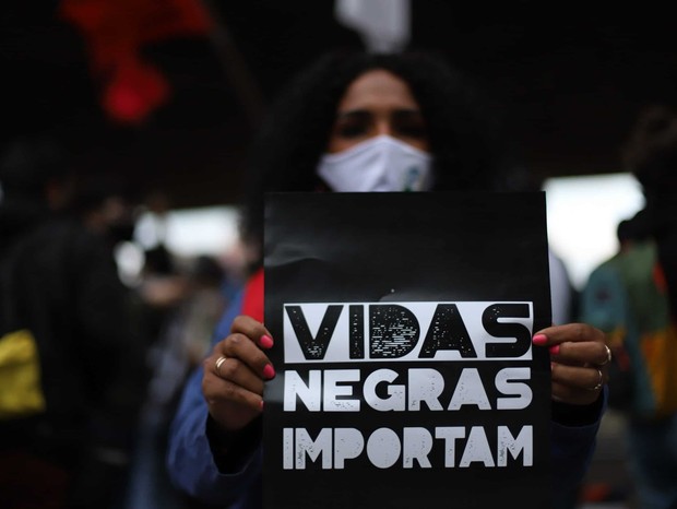 Manifestação contra o racismo e o genocídio da população negra em maio de 2021, em São Paulo (Foto: Roberto Parizotti)