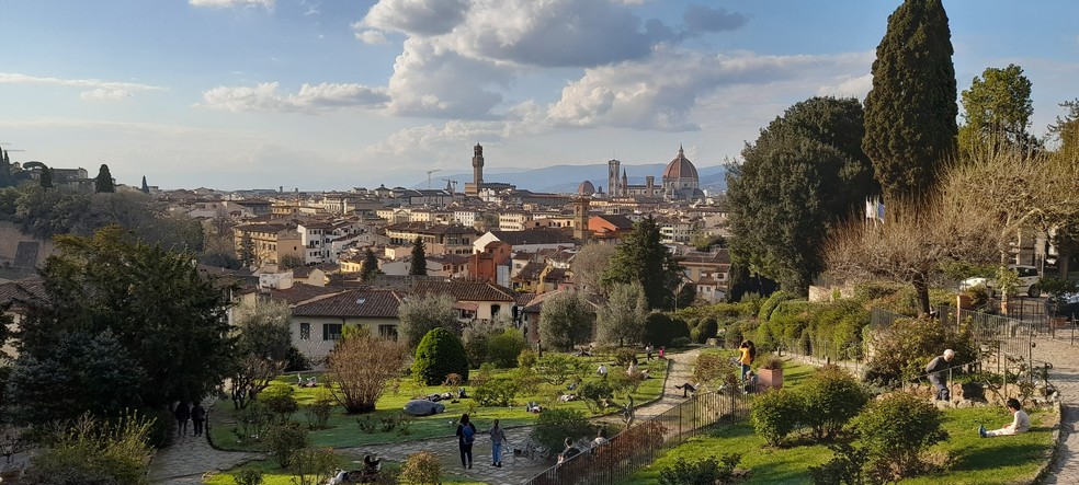 Floren&ccedil;a vista a partir do Giardino delle Rose, um dos pontos mais concorridos entre turistas e moradores  &mdash; Foto: Gian Amato