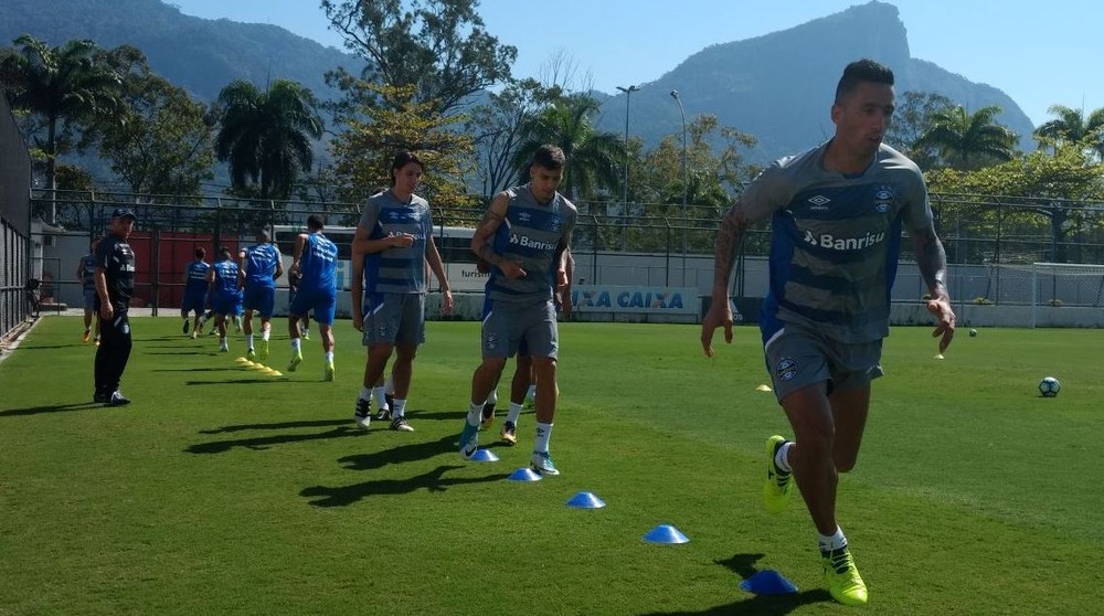 Olho dos gringos: Barrios espera Luan, e Kannemman pede atenção com Roger