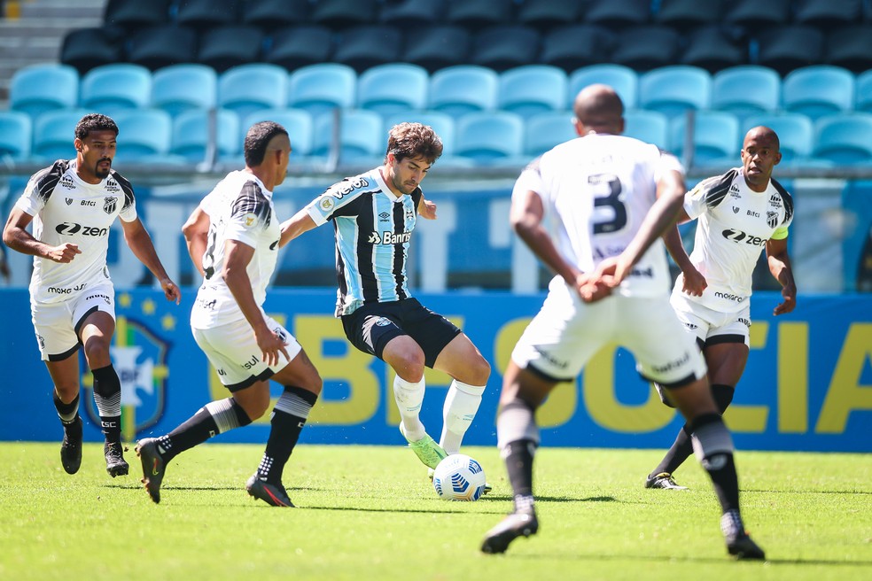 Lucas Silva em vitória do Grêmio sobre o Ceará — Foto: Lucas Uebel/Grêmio