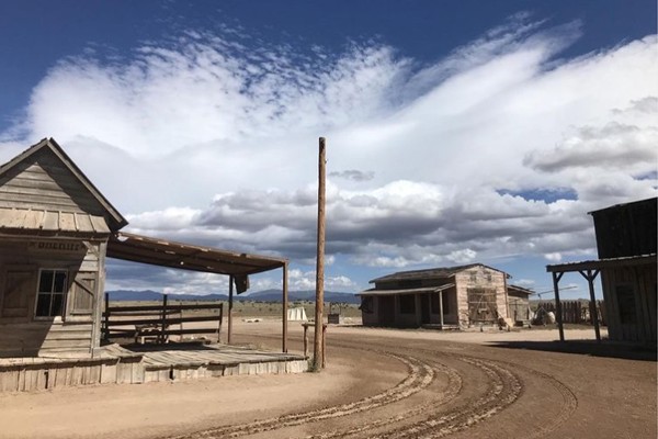 O Bonanza Creek Ranch, no Novo México, serviu de set para o filme Rust (Foto: Reprodução / Instagram)