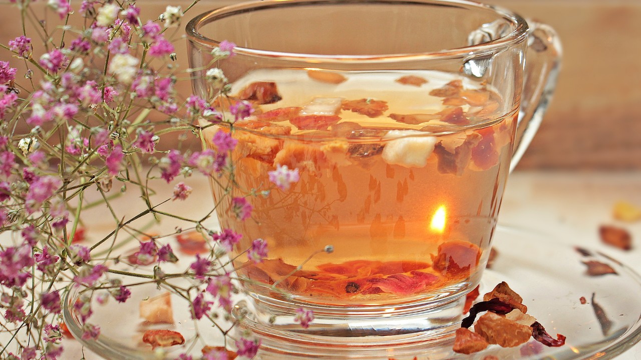 Chá é amor: infusores, canecas e outros itens para o seu preparo (Foto: Reprodução/Amazon)