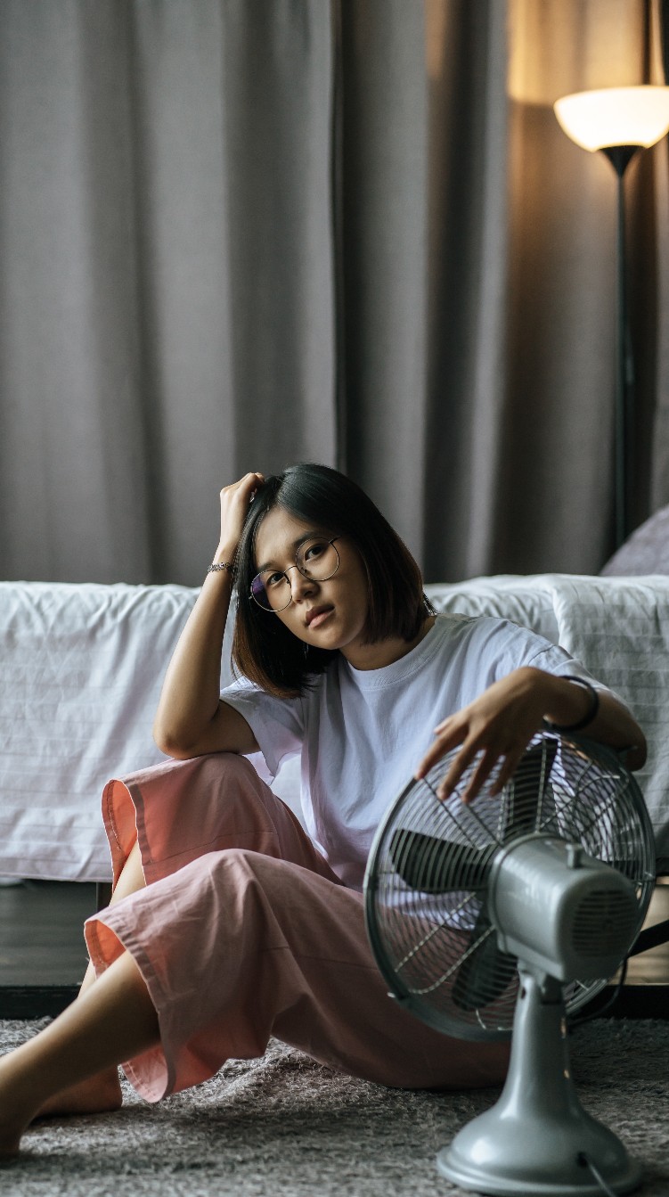 8 dicas para economizar na conta de luz durante o verão de 2025