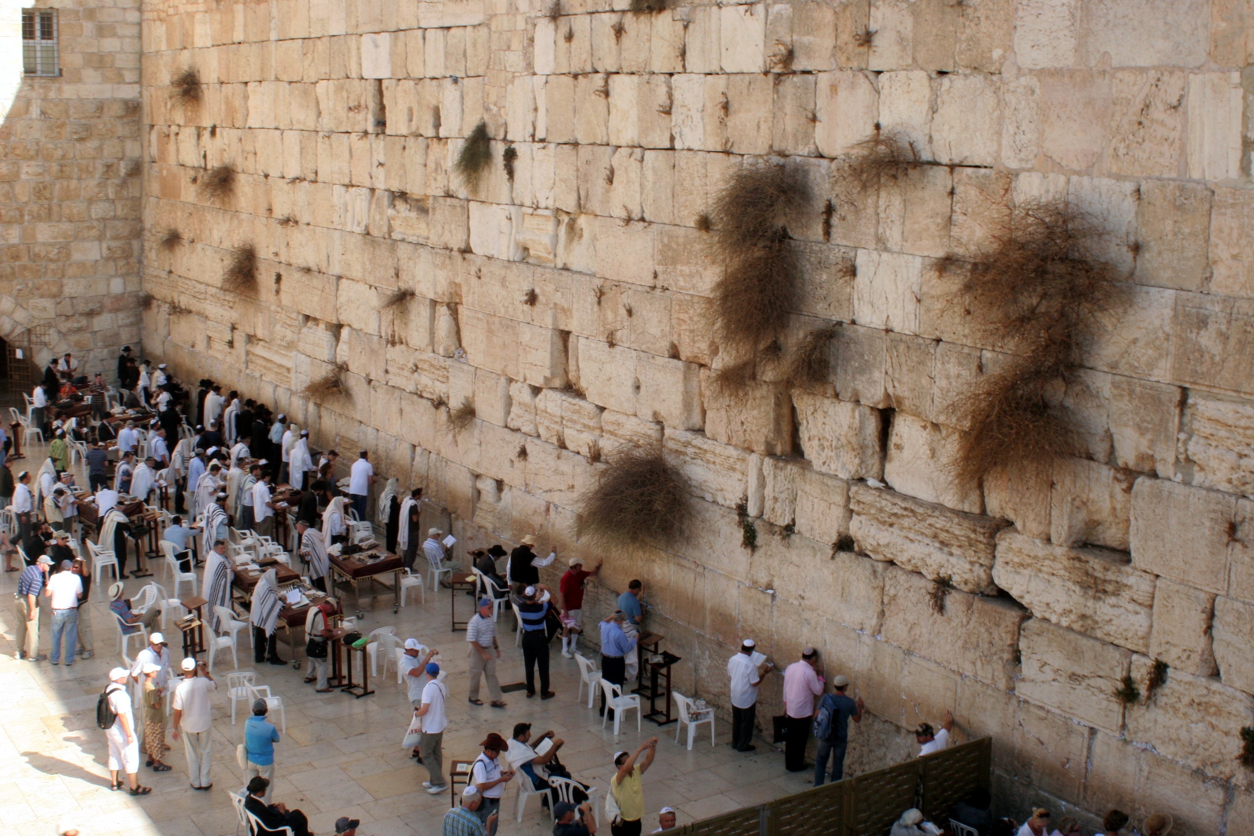 Muro das Lamentações, que corresponde às ruínas do segundo Templo de Salomão (Foto: Wikimedia Commons)