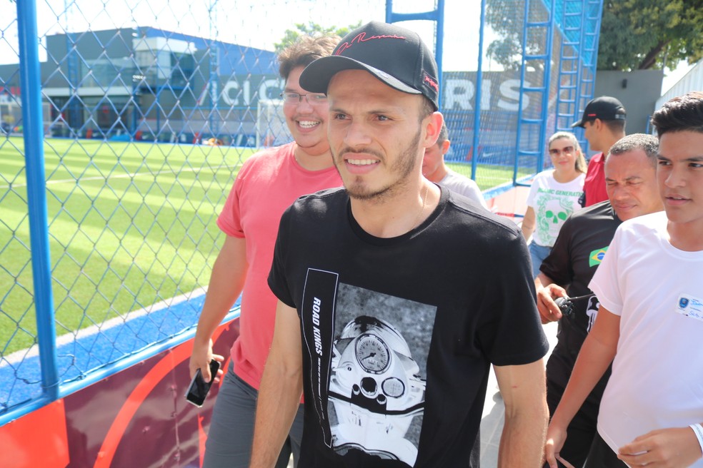 Renê, lateral-esquerdo do Flamengo — Foto: Arthur Ribeiro GloboEsporte.com