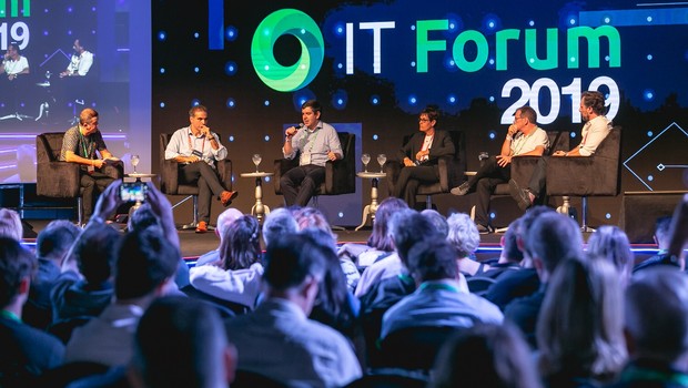 Executivos durante painel, no IT Forum 2019 (Foto: Divugação)