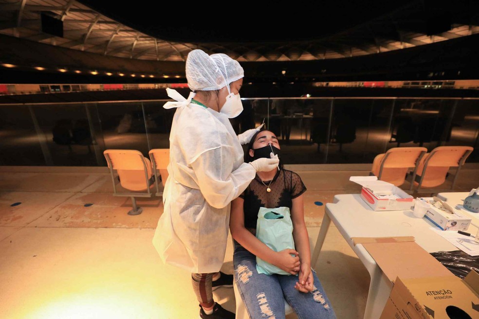 Evento teste na Arena da Amaz&ocirc;nia nega acesso a 200 pessoas n&atilde;o vacinadas  contra Covid | Amazonas | G1