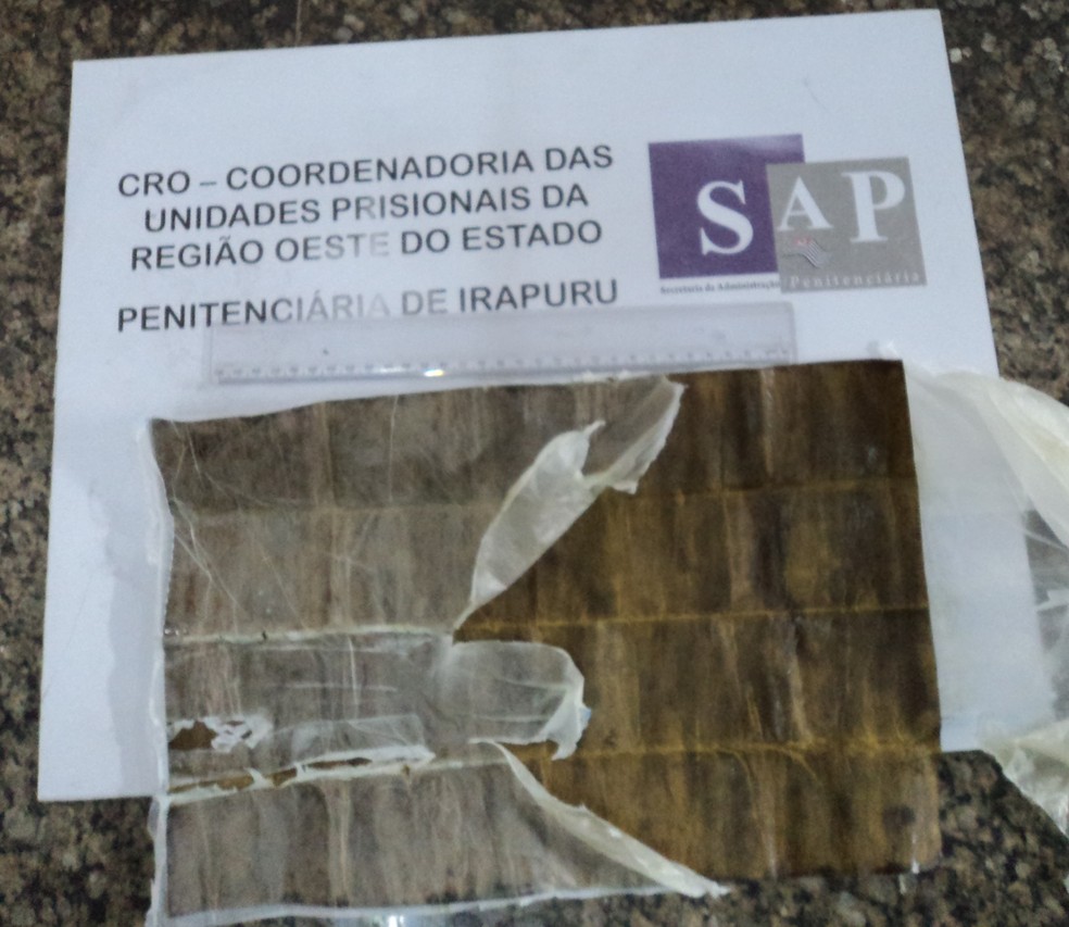 Visitantes tentaram entrar em penitenciária com substâncias suspeitas, em Irapuru (SP) — Foto: Secretaria de Administração Penitenciária