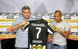 Emerson Sheik apresentado no Botafogo (Foto: Satiro Sodre / SSPress)