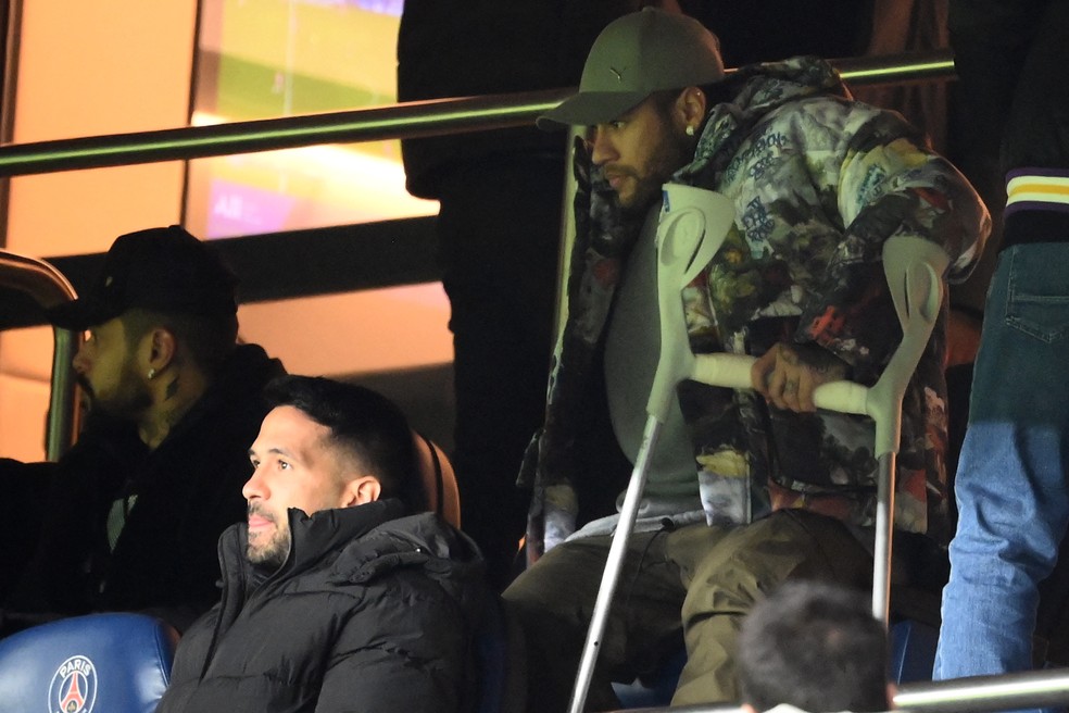 Neymar está em tratamento médico por conta de uma lesão no tornozelo esquerdo — Foto: AFP