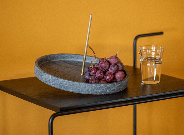 O centro de mesa fruteira Pião é uma das peças do coração da designer mineira Ingrid Peixoto (Foto: Divulgação)