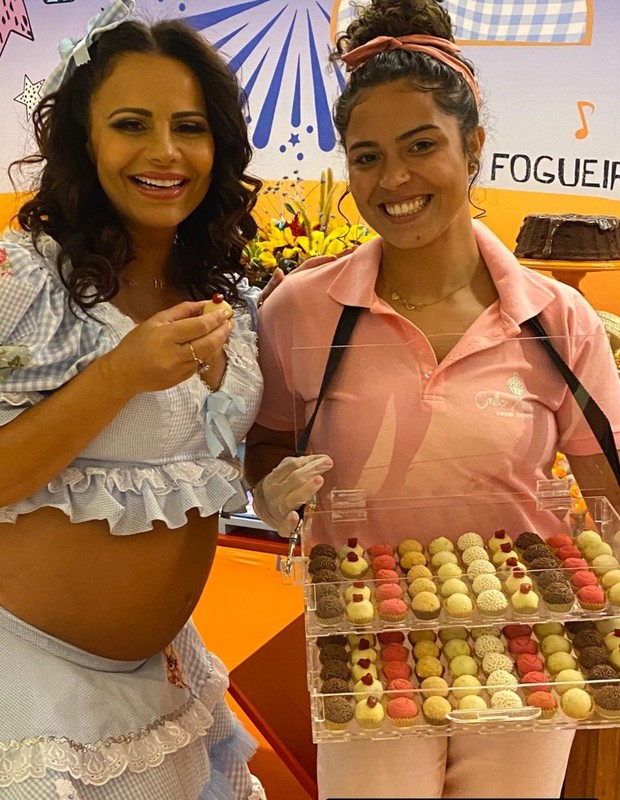 Viviane Araujo e Guilherme Militão fazem chá de bebê (Foto: Reprodução/Instagram)