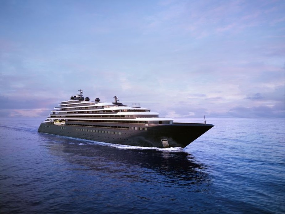 O Evrima, com capacidade para 298 passageiros, pretende trazer conforto e serviço do hotel Ritz-Carlton para o mar
