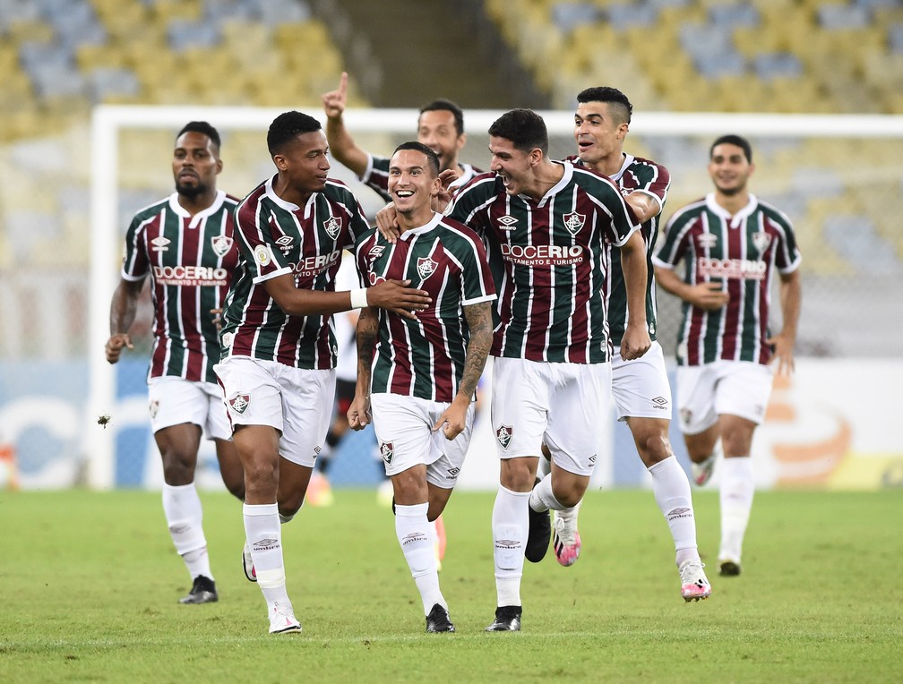 Fluminense comemora gol de Dodi contra o Vasco — Foto: André Durão/ge