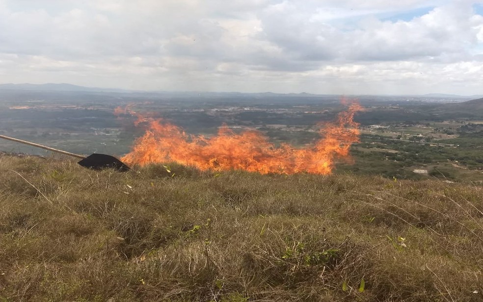 Inc&ecirc;ndio Serra de Itabaiana (SE) &mdash; Foto: Marleno Costa