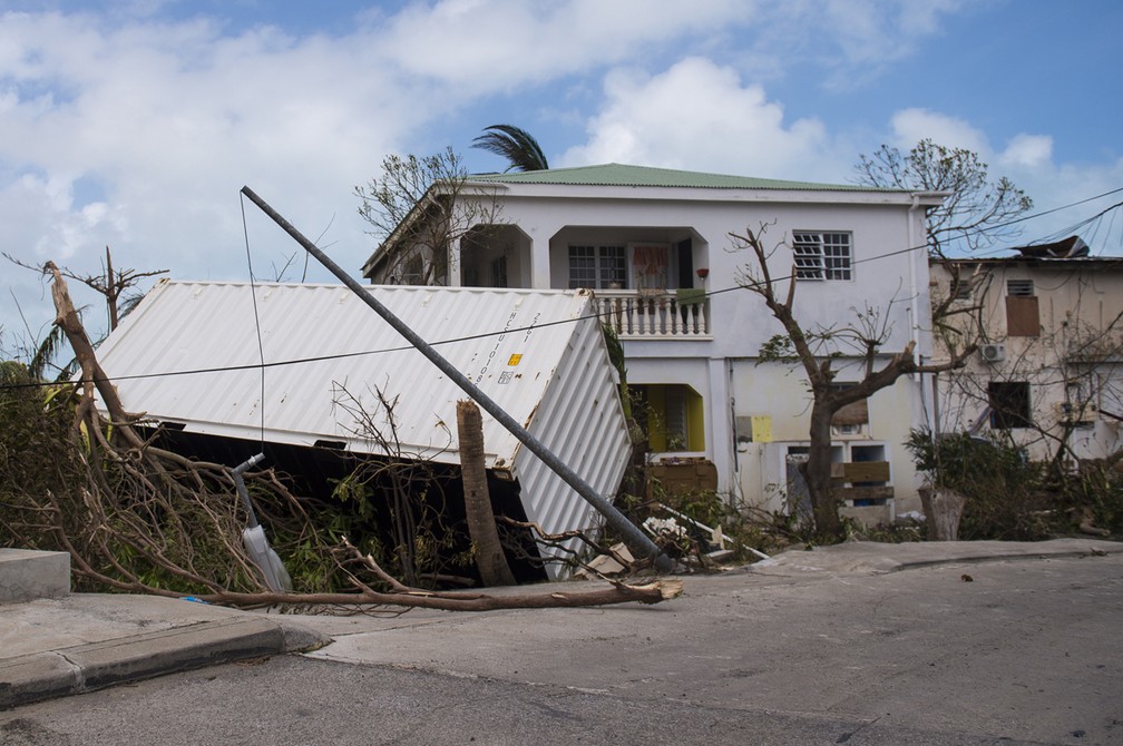 Destruição na Ilha de Saint Martin, no Caribe, após passagem do furacão Irma  (Foto: Lionel Chamoiseau/AFP)