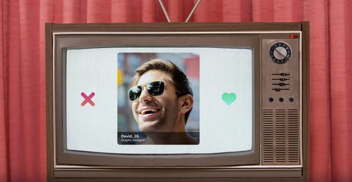 Tinder na Apple TV permite diversão colabortiva (Foto: Reprodução/Felipe Vinha)