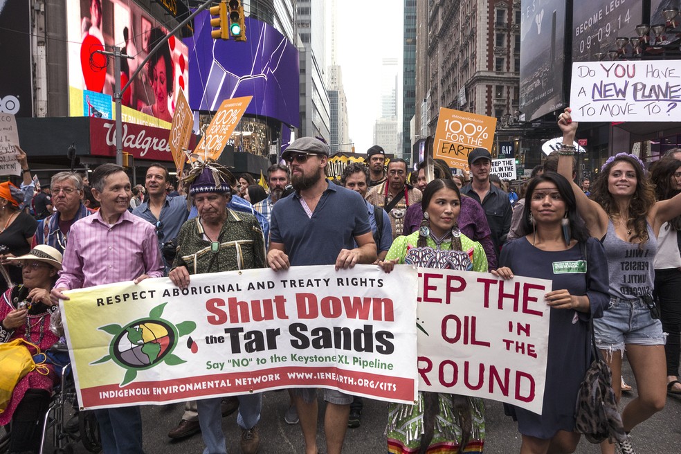 Leonardo DiCaprio em protesto em 2014 — Foto: Getty Images