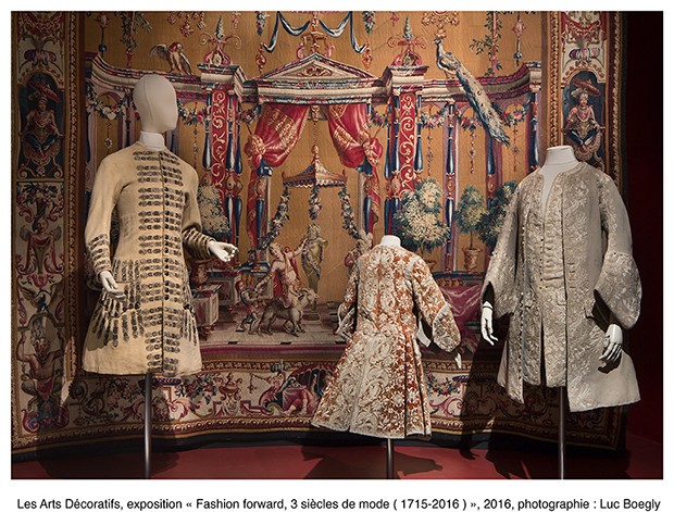 Embroidered jackets for men and boys from the Louis XIV era (Foto: Les Arts Décoratifs)