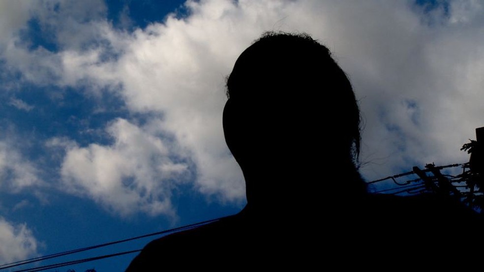 Irmã de uma das vítimas disse que as famílias ainda buscam saber o que aconteceu (Foto: Reprodução/ TV Gazeta)