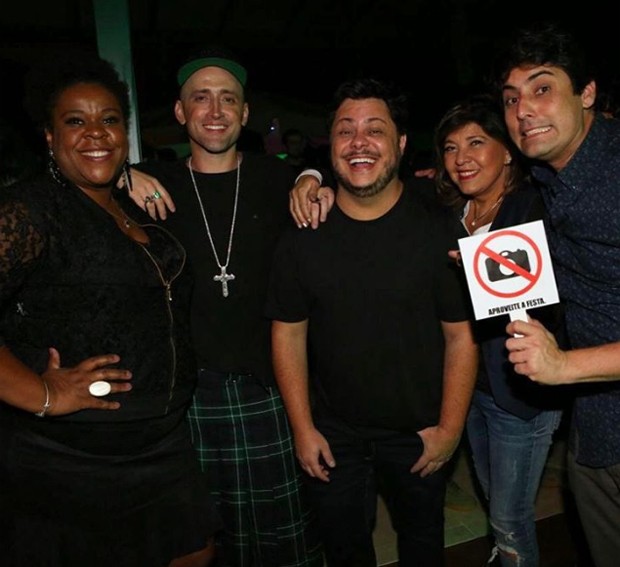 Cacau Protásio, Paulo Gustavo, Marcus Majella, Roberta Miranda e Thales Bretas (Foto: Reprodução/Instagram)