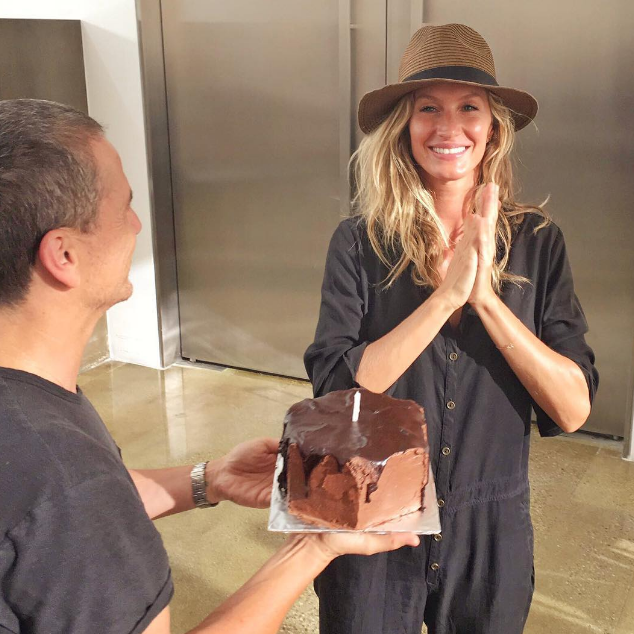 Gisele Bündchen Celebra Aniversário Antecipadamente Quem Quem News 1159