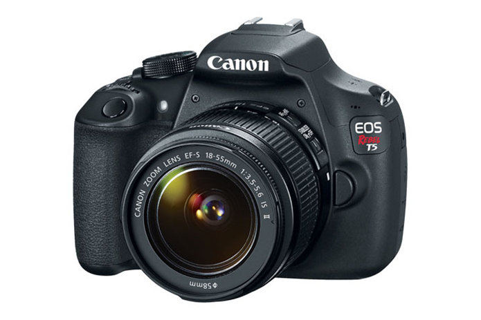 Câmera da Canon tem sensor menor e apenas microfone interno (Foto: Divulgação/Canon)