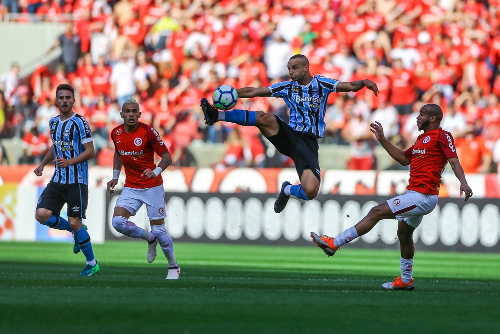 [COMENTE E DÊ SUA NOTA] Atuações: Thaciano vai mal ao substituir Maicon em derrota do Grêmio no Gre-Nal