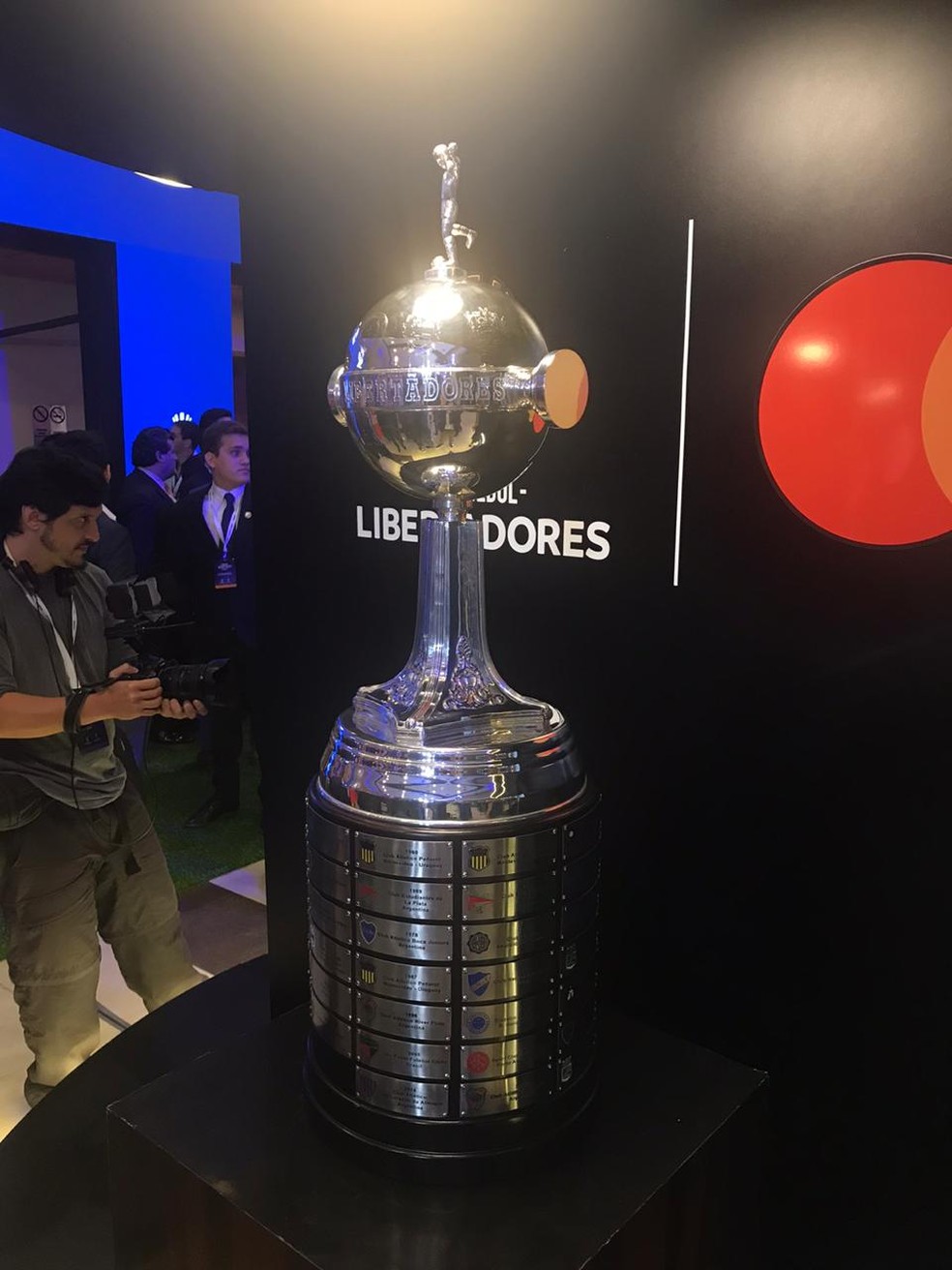 Taça da Libertadores, que voltará em setembro e irá até janeiro — Foto: Martín Fernandez