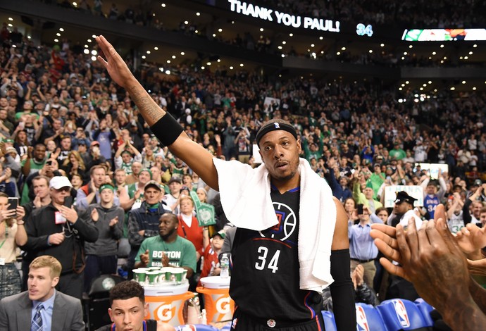 Paul Pierce, hoje no Los Angeles Clippers, foi ovacionado pela torcida do Boston Celtics (Foto: Getty Images)