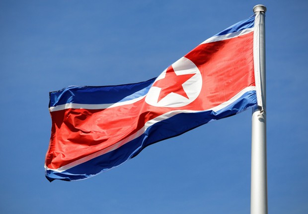 Bandeira da Coreia do Norte (Foto: Shutterstock)