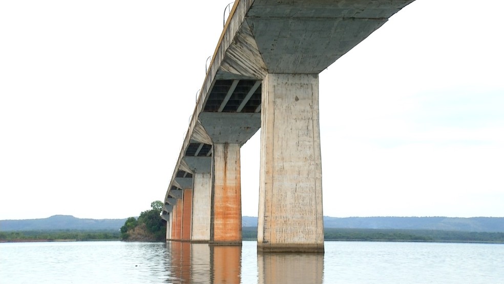 Ponte em Porto Nacional tem problemas na estrutura — Foto: Reprodução/TV Anhanguera