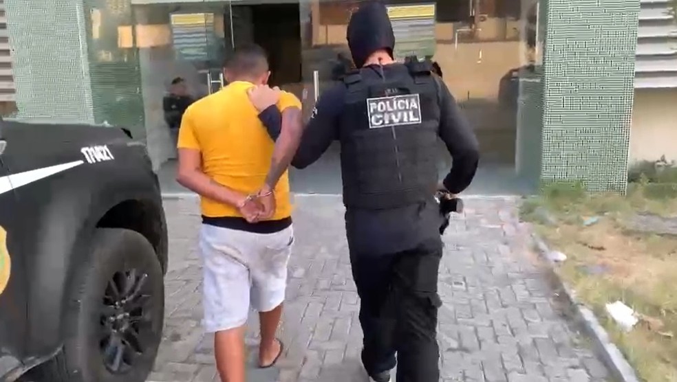 Polícia prende Marquinhos Coragem, suspeito de participar de ataques a bancos no Ceará — Foto: PCCE/Divulgação