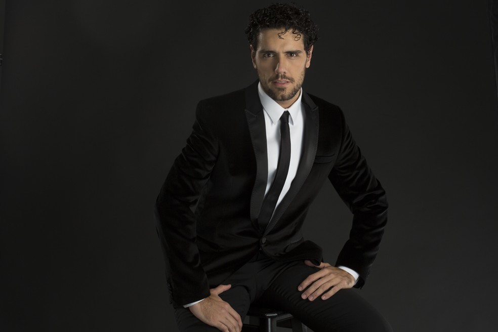 Thiago Arancam se apresenta no TCA (Foto: Divulgação)