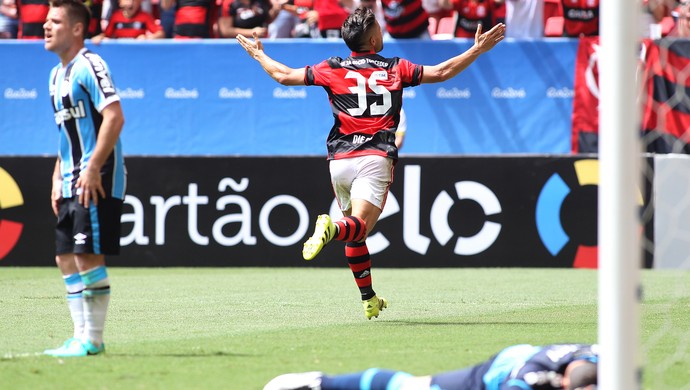 Grêmio patina fora de casa e tem pior campanha entre candidatos ao título