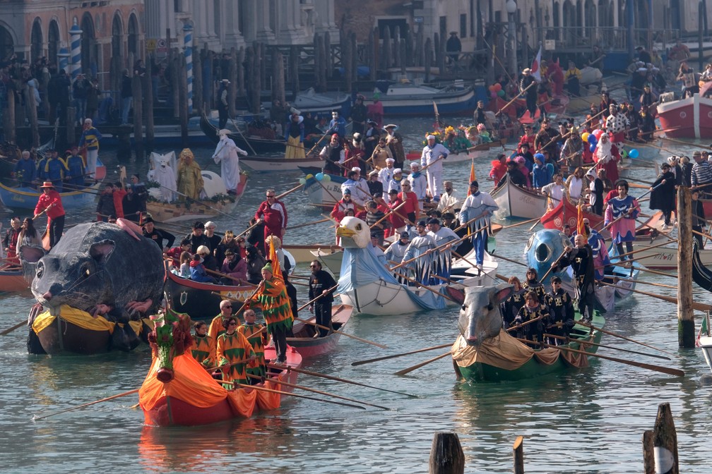 Carnaval Em Veneza Comeca Com Desfile Pelo Grande Canal Veja Fotos Mundo G1