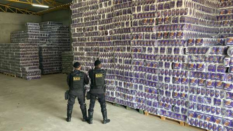Polícia recupera mais de 2 mil fardos de papel higiênico no interior do Ceará. — Foto: PMCE/Reprodução