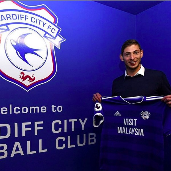 O jogador de futebol argentino Emiliano Sala em sua apresentação pelo Cardiff City FC (Foto: Instagram)