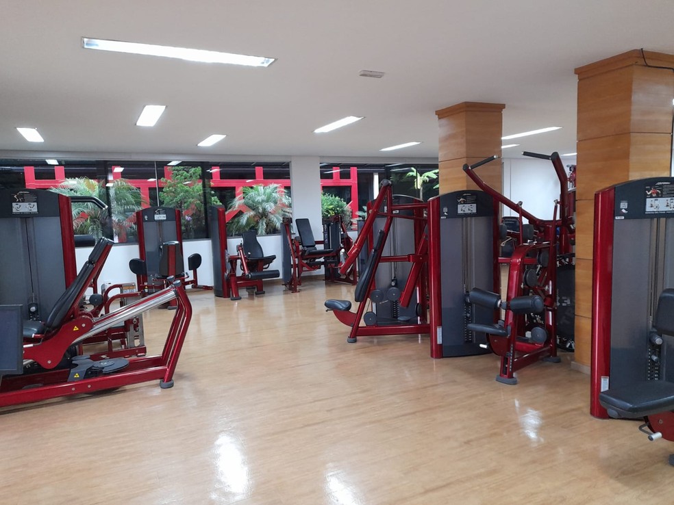 Novos aparelhos ajudam na recuperação das lesões no São Paulo — Foto: Leonardo Lourenço