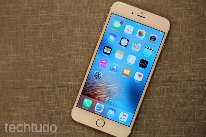 iPhone 6S Plus conta com o iOS 9 (Foto: Lucas Mendes/TechTudo)