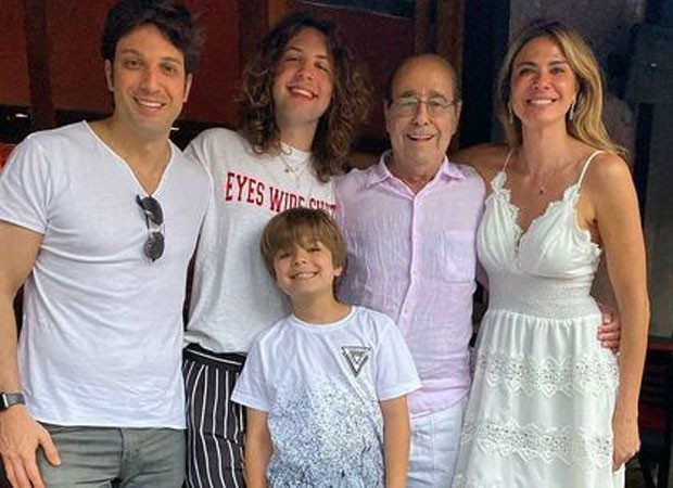 Luciana Gimenez com o pai, João Alberto Morad, o irmão, Marco Antônio Gimenez, e os filhos, Lucas e Lorenzo (Foto: Reprodução/Instagram)