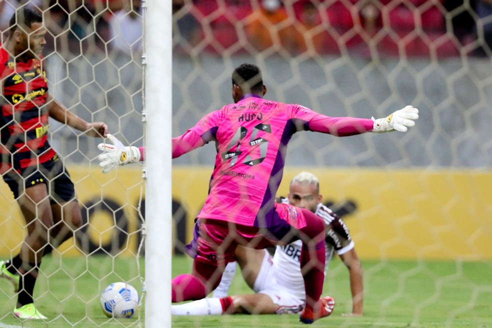 Notas da partida: Hugo é o melhor, e Matheuzinho tem falha decisiva no gol do Sport
